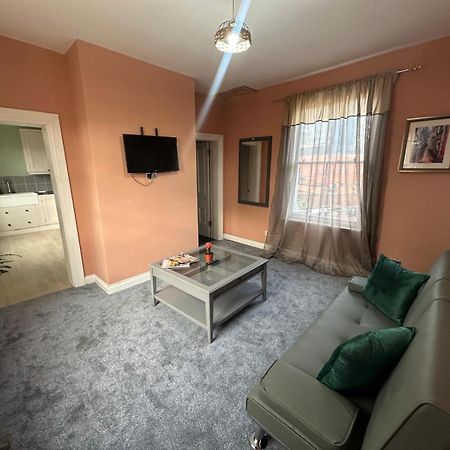 Cozy Flat By Birmingham Canals & City Centre Bagian luar foto